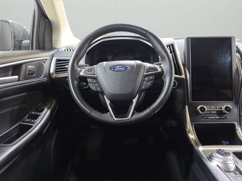 Used 2024 Ford Edge Titanium AWD/4WD image 18