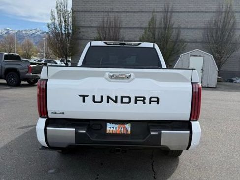 Used 2025 Toyota Tundra Limited AWD/4WD image 7