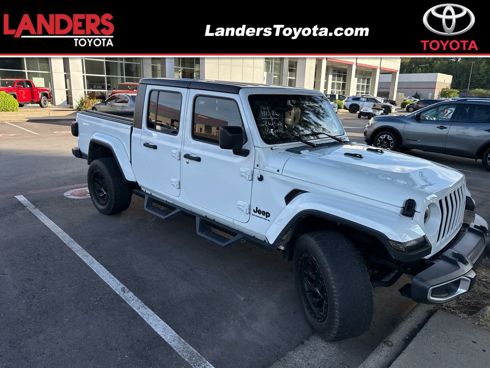 Used 2023 Jeep Gladiator Sport AWD/4WD image 1