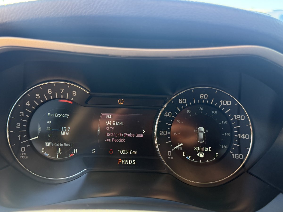 Used 2014 Lincoln MKZ AWD w/ Equipment Group 103A image 29
