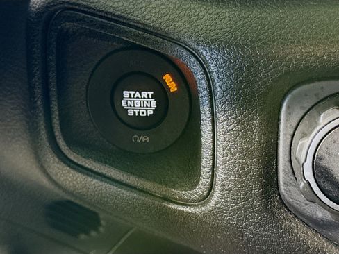 Used 2024 Jeep Wrangler Sport image 21