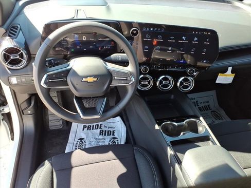 New 2026 Chevrolet Blazer EV LT w/ LPO, Blackout Package image 13