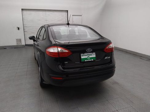 Used 2019 Ford Fiesta SE FWD image 6