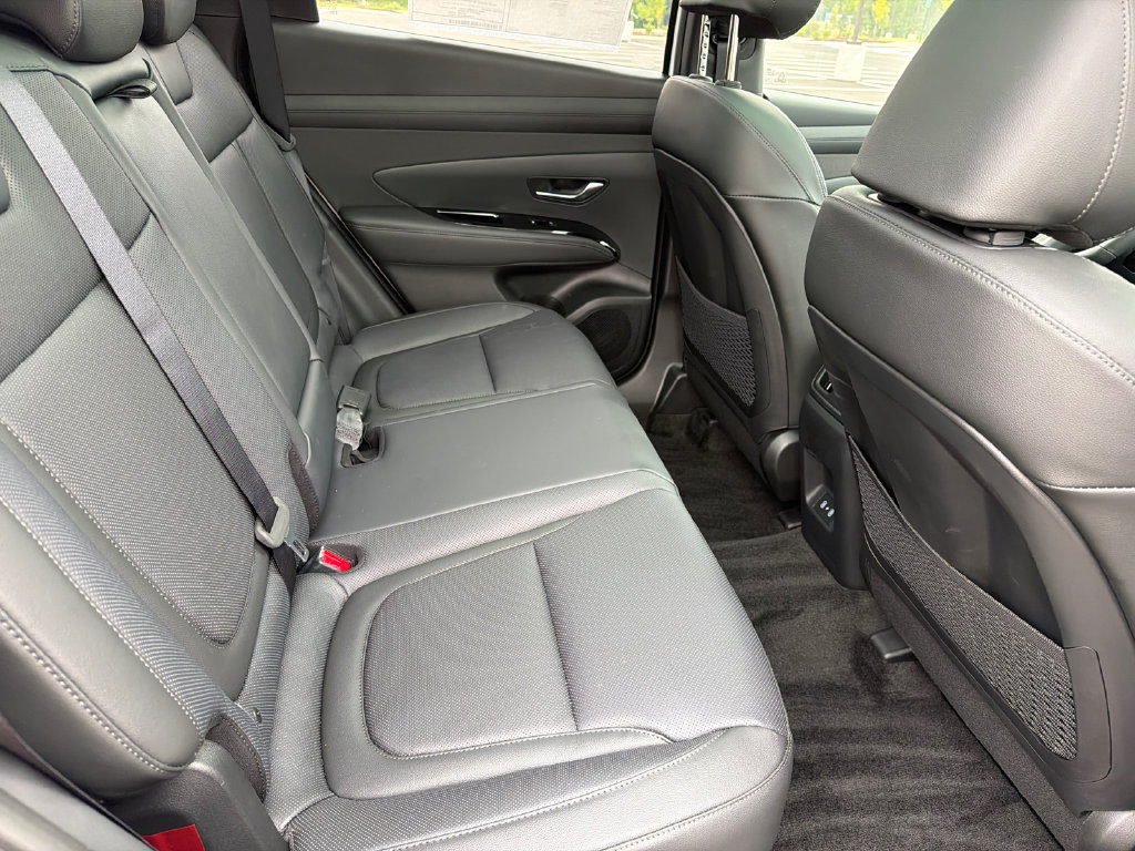 New 2026 Hyundai Tucson Limited AWD/4WD image 16