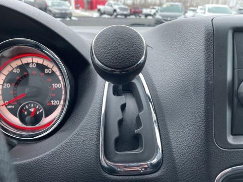 Used 2017 Dodge Grand Caravan SE w/ Power Window Group image 17