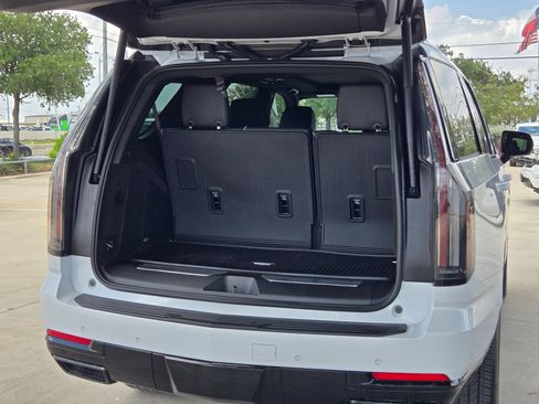 Certified 2026 Cadillac Escalade Sport AWD/4WD image 27