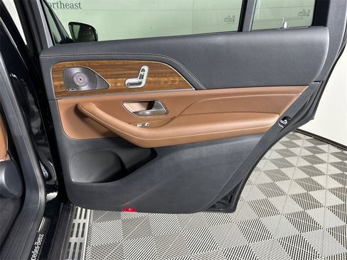 Certified 2024 Mercedes-Benz GLS 450 4MATIC w/ AMG Line Exterior image 18