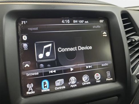 Used 2016 Jeep Cherokee High Altitude AWD/4WD image 21