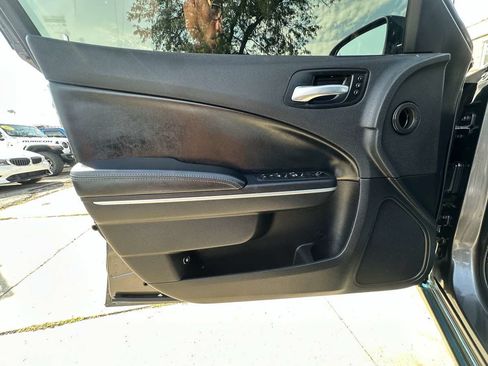 Used 2019 Dodge Charger SXT w/ Leather Interior Group RWD image 22