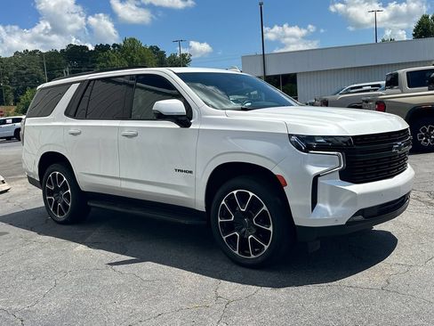 Used 2024 Chevrolet Tahoe RST w/ Luxury Package RWD image 4
