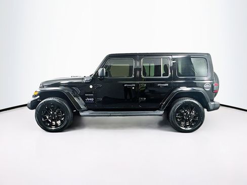 Used 2023 Jeep Wrangler Sahara w/ Cold Weather Group image 4