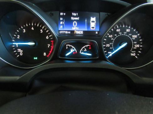 Used 2019 Ford Escape S image 12