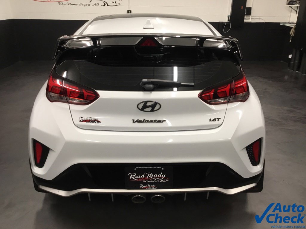 Used 2021 Hyundai Veloster Turbo FWD image 9