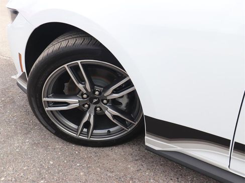 New 2025 Ford Mustang Coupe image 4