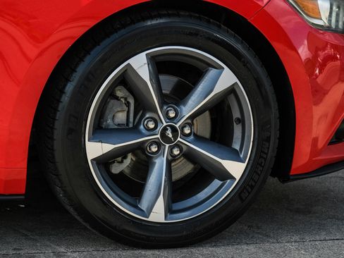 Used 2015 Ford Mustang Coupe w/ Equipment Group 051A RWD image 42