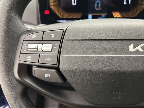 Used 2025 Kia K4 LXS FWD image 17