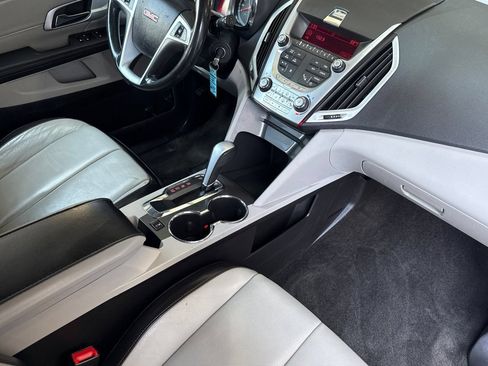 Used 2010 GMC Terrain SLT AWD/4WD image 18