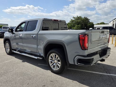 Used 2025 GMC Sierra 1500 Denali RWD image 3