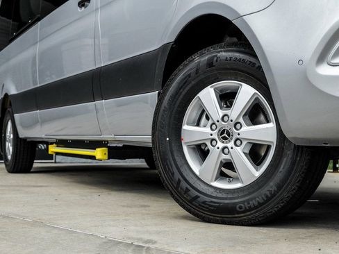 New 2025 Mercedes-Benz Sprinter 2500 image 7