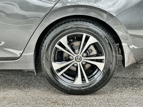 Used 2020 Nissan Sentra SV image 14