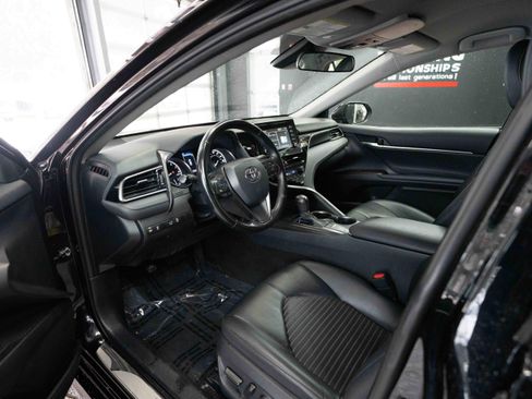 Used 2024 Toyota Camry SE image 8