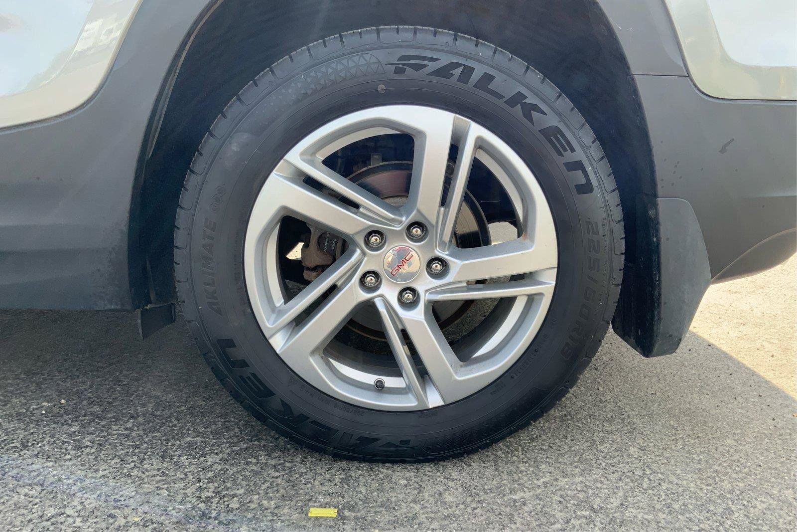Used 2019 GMC Terrain SLE w/ Driver Convenience Package AWD/4WD image 29
