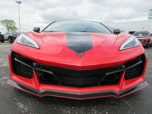 Certified 2024 Chevrolet Corvette E-Ray w/ Stealth Interior Trim Package image 8