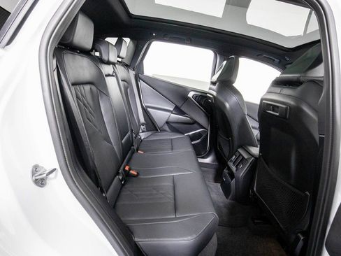 Used 2025 BMW X3 xDrive30i image 12