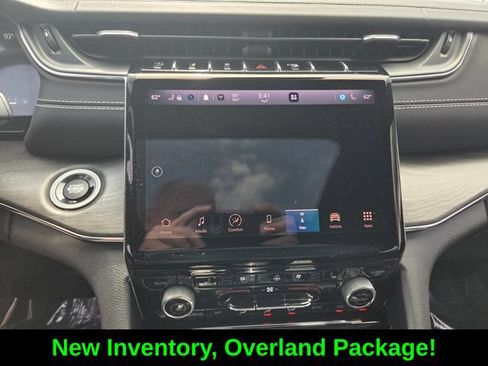 Certified 2023 Jeep Grand Cherokee Overland w/ Adv Protech Group III AWD/4WD image 23