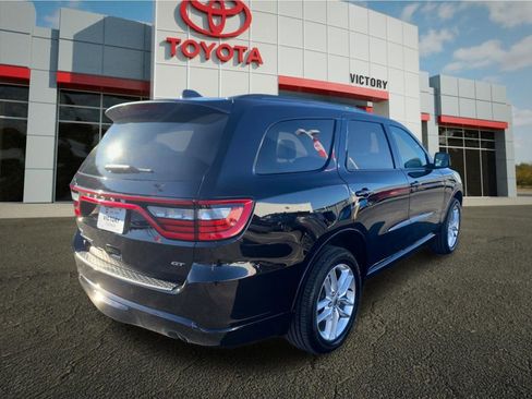 Used 2024 Dodge Durango GT image 3