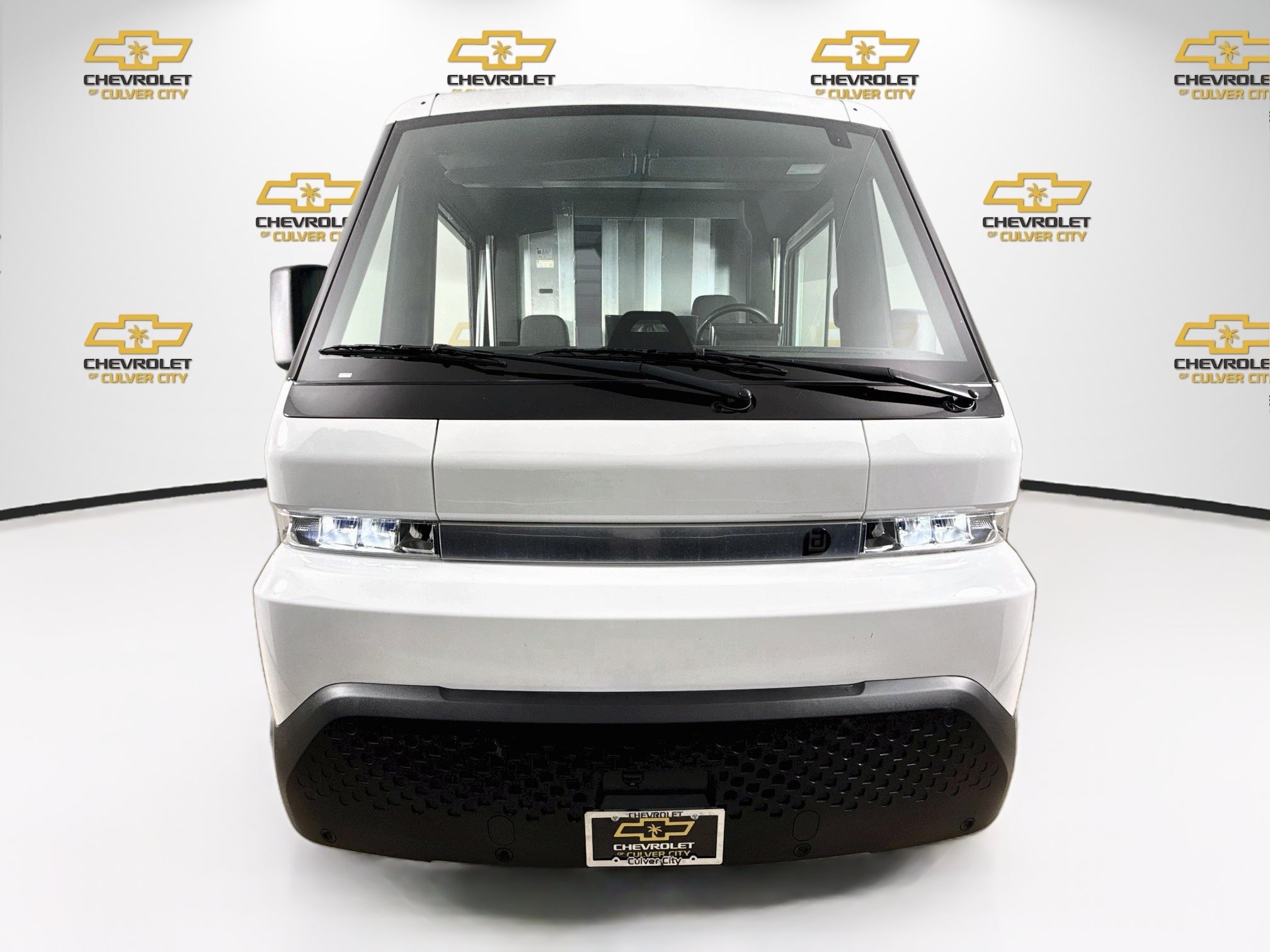 Used 2024 Chevrolet Brightdrop 600 w/ Commercial Equipment Package AWD/4WD image 2