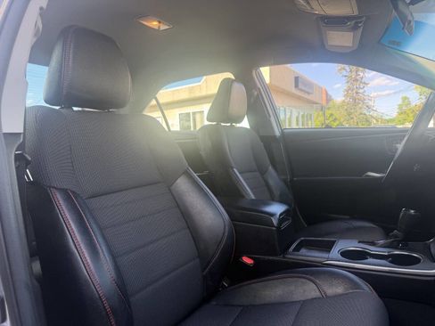 Used 2017 Toyota Camry SE FWD image 26