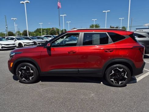 Used 2025 Kia Seltos S AWD/4WD image 6