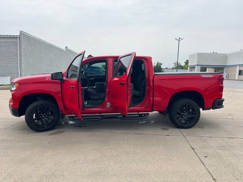 Used 2024 Chevrolet Silverado 1500 LT Trail Boss w/ Convenience Package II AWD/4WD image 20