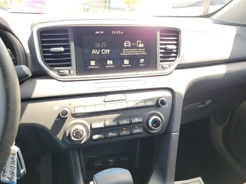 Used 2022 Kia Sportage LX FWD image 22