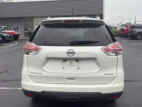 Used 2015 Nissan Rogue SV AWD/4WD image 6