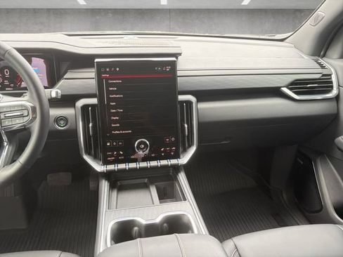 Used 2026 GMC Acadia Elevation w/ Black Edition FWD image 3