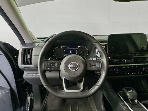 Used 2023 Nissan Pathfinder SL w/ SL Premium Package image 11