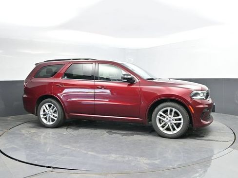 Used 2023 Dodge Durango GT RWD image 5