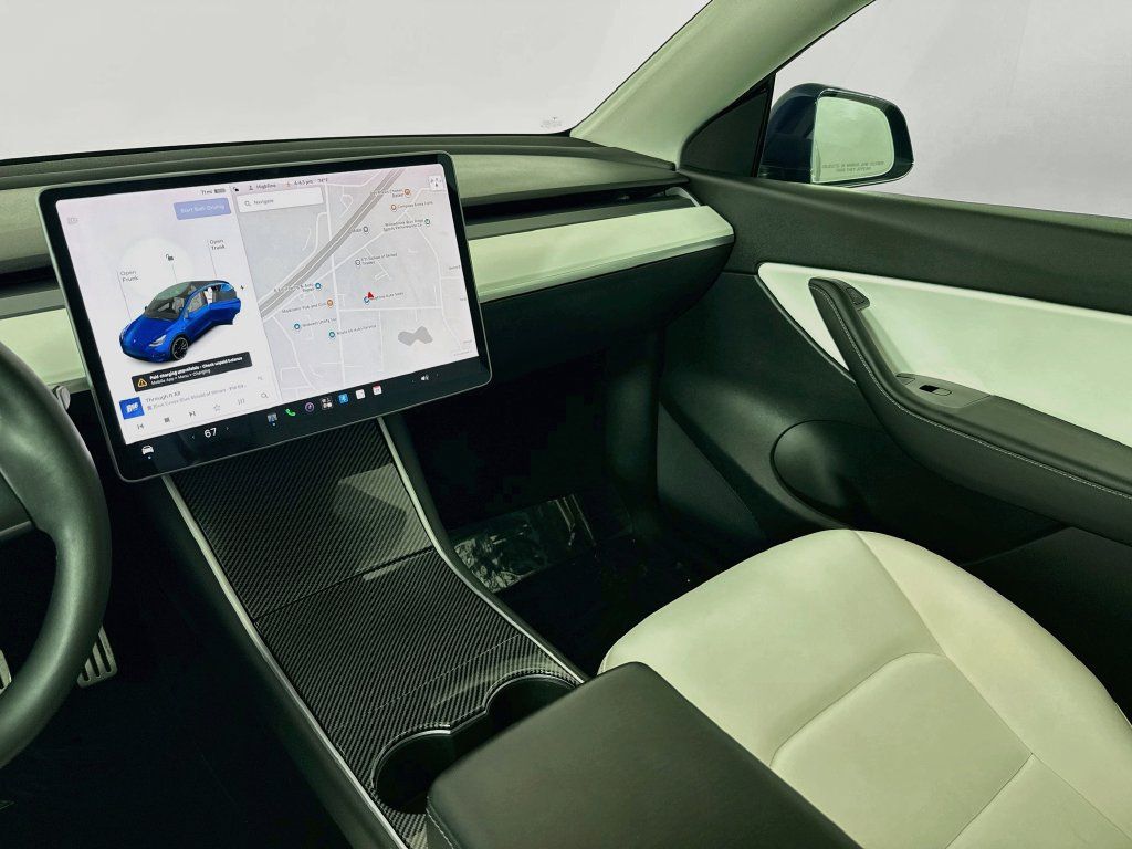 Used 2021 Tesla Model Y Performance AWD/4WD image 22