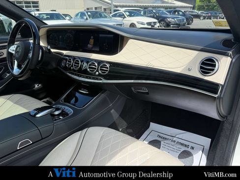 Used 2019 Mercedes-Benz S 560 4MATIC Sedan image 31