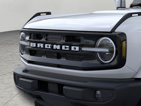 Used 2026 Ford Bronco Outer Banks AWD/4WD image 19