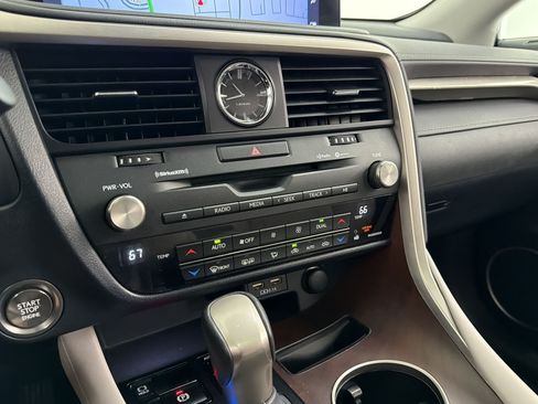 Certified 2022 Lexus RX 350 FWD w/ Premium Package image 20