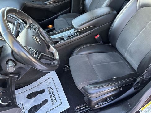 Used 2016 Buick LaCrosse image 23
