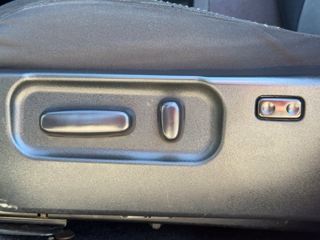 Used 2022 Toyota Tacoma TRD Off-Road AWD/4WD image 19