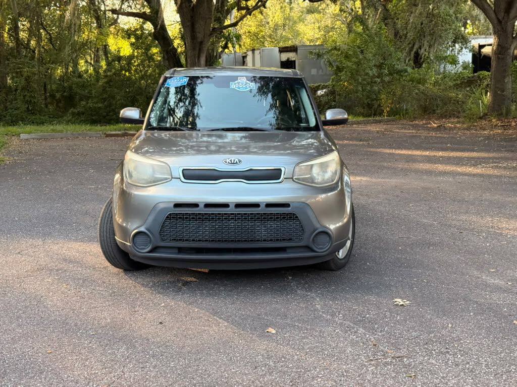 Used 2014 Kia Soul FWD image 2