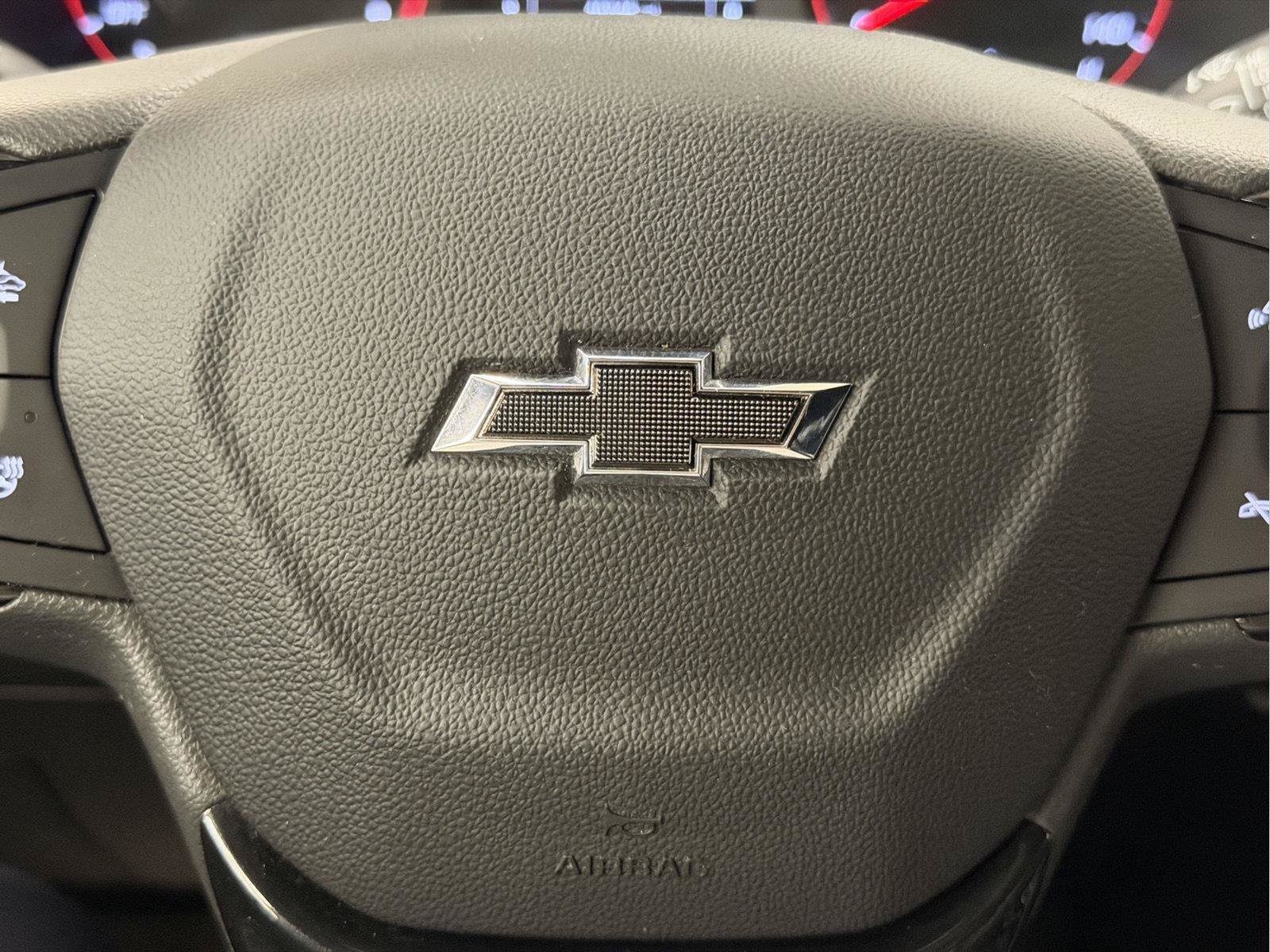 Used 2024 Chevrolet Trax RS FWD image 18