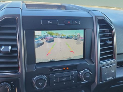 Used 2018 Ford F150 XLT w/ Equipment Group 302A Luxury image 17