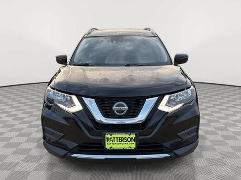Used 2019 Nissan Rogue SV FWD image 2