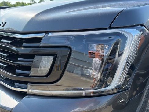 Used 2021 Ford Expedition Limited AWD/4WD image 8